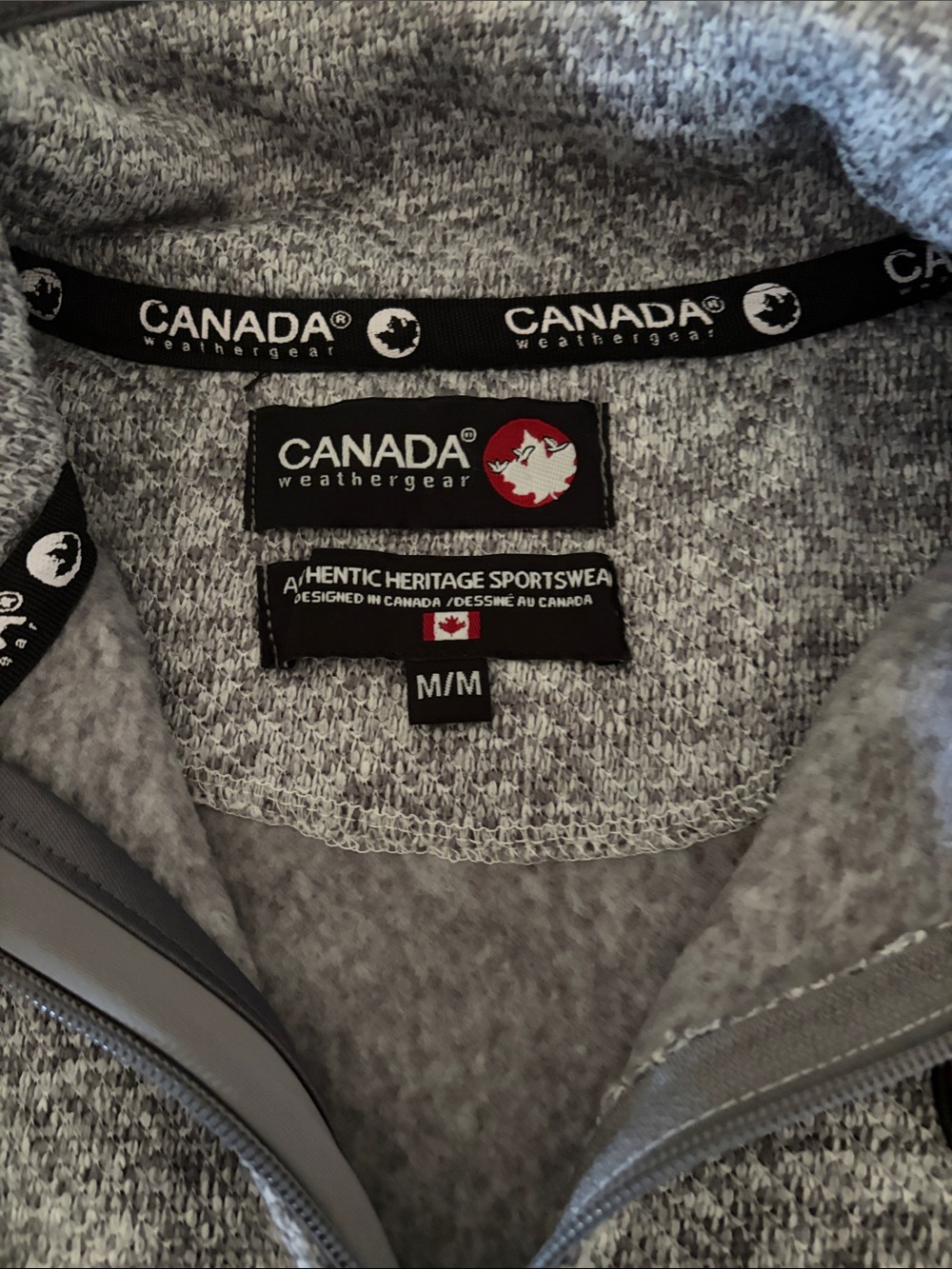✨ BRAND NEW WITH TAGS ✨
Canada Weather Gear Knit Fleece Full-Zip Hybrid Jacket. - Picture 5 of 7